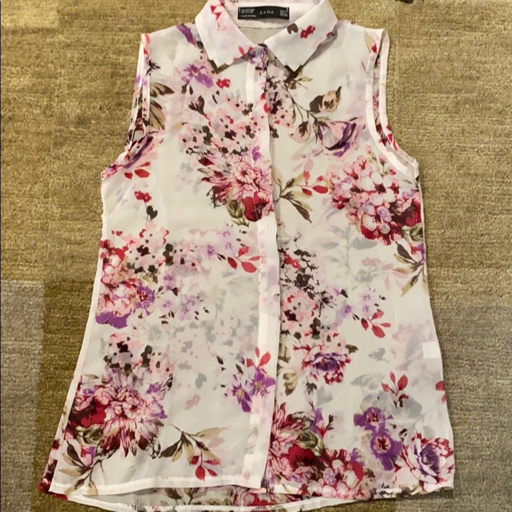 ~Zara~ Floral Sleeveless Blouse